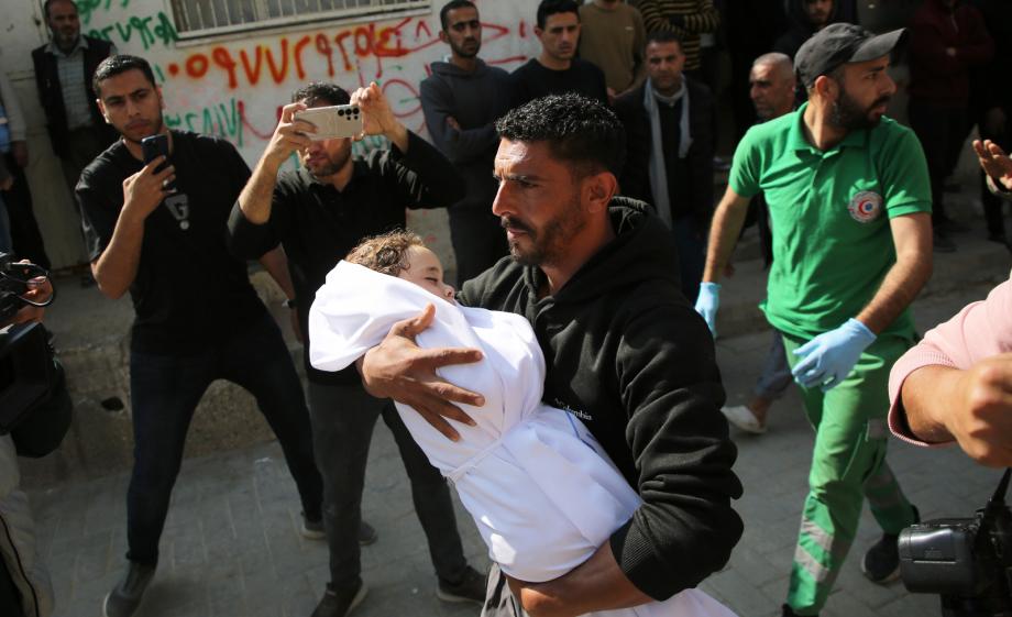 6 شهداء بينهم طفلان في غارات على مناطق متفرقة بقطاع غزة