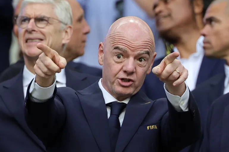 الاتحاد الأوروبي يدرس مقاطعة كأس العالم