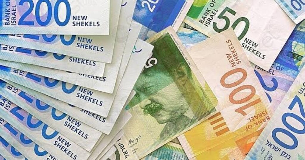 تهديد مباشر – خبير اقتصادي يحذر من تداعيات قطع العلاقات البنكية الإسرائيلية